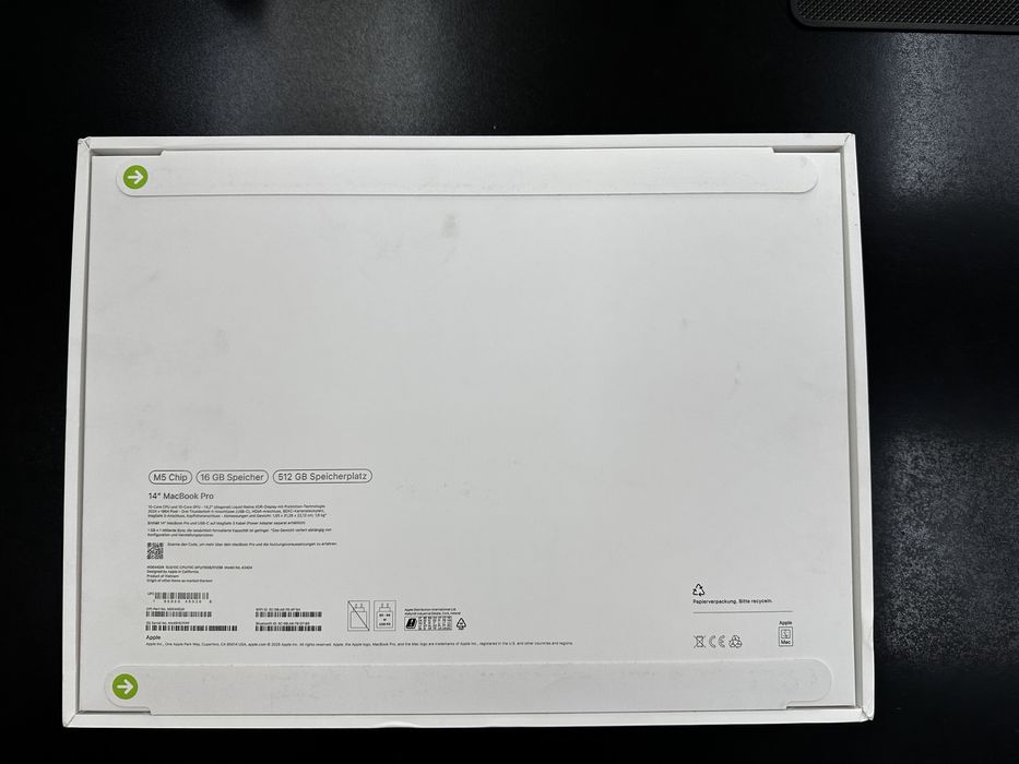 MacBook Pro M5 14’’ inch 512GB 16GB RAM нов запечатан
