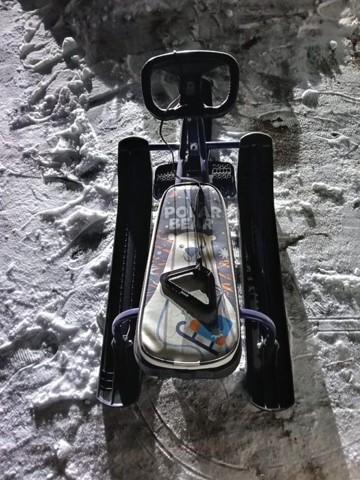 Снегокат, санки в отличном состоянии