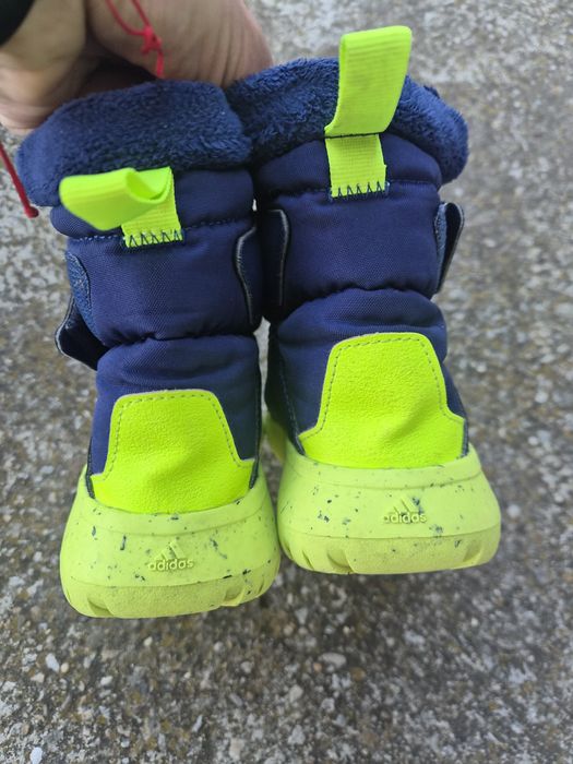Ботуши adidas 28.5