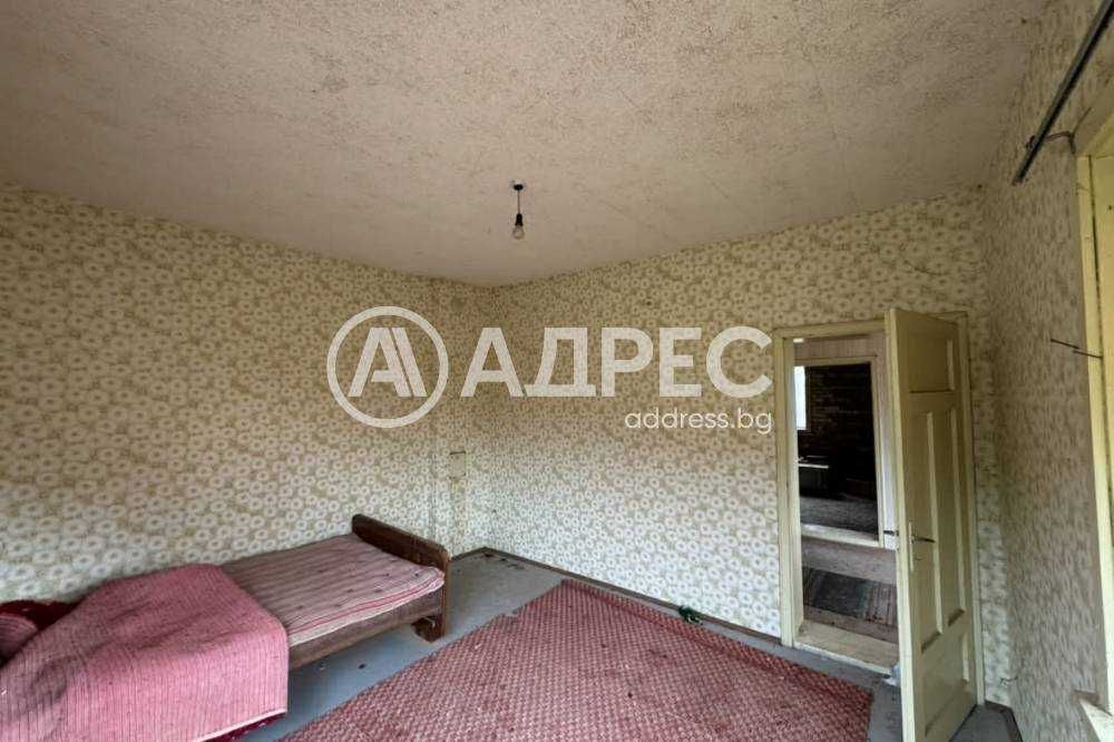 Продава се Къща в Попово - 120 кв.м за 66 €/кв.м - Снимка #2