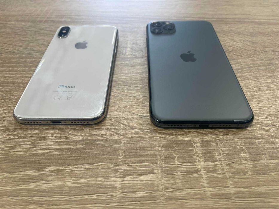 2  iPhone-а в отлично състояние – 11 Pro Max 256 GB + X  256 GB