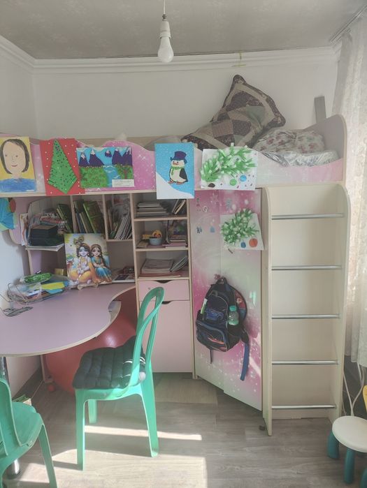 Гарнитур в детскую