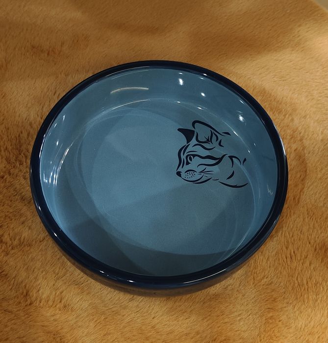 Керамическая миска для кошек ,миски