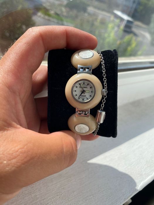 Ceas dama Diesel DZ 5064 Beige Mother of Pearl!