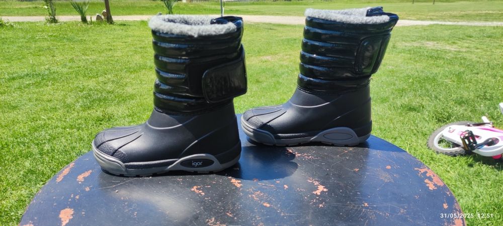 Гумени детски ботуши