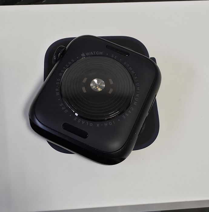 КАТО НОВ 40mm Apple watch SE 2 v3 Гаранция 2 от Ozone до '27 Black