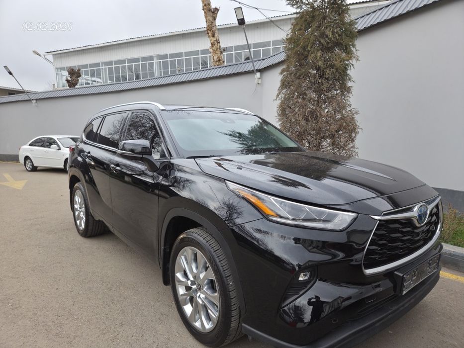 Toyota highlander hybrid awd full 2022 yil