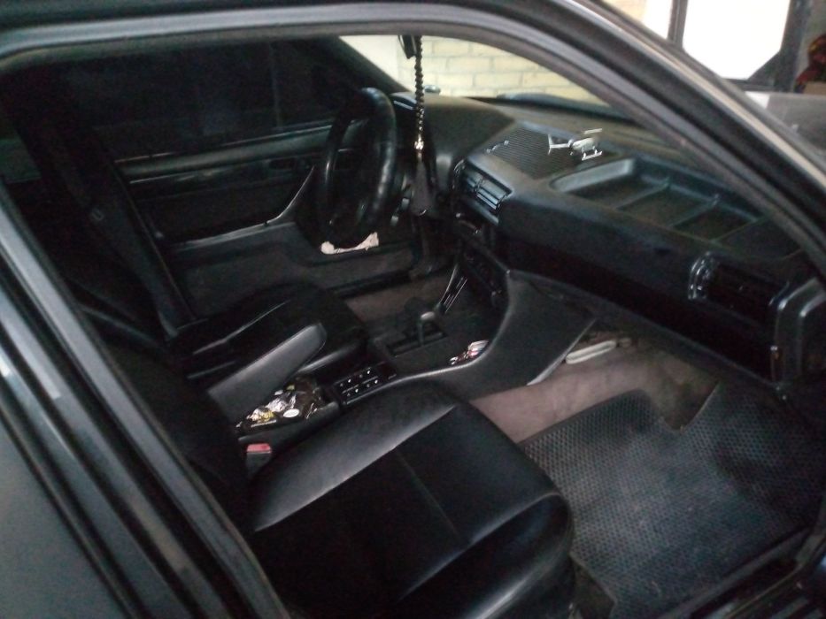 Bmw e32 chorni bumer