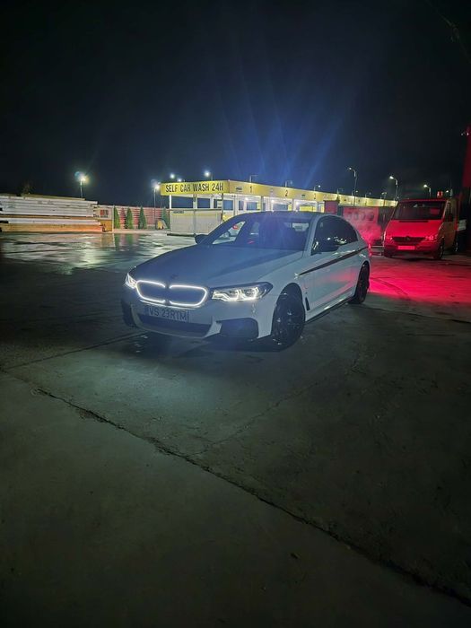 Vând BMW  530e l  xDrive l  M Sport l 2020 l HUD l