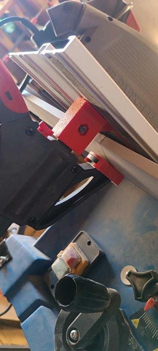 Аксесоари за потопяем циркуляр Parkside с релси – капачка и държачи