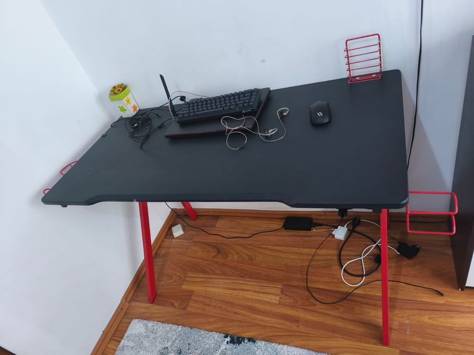 Birou pentru gaming
