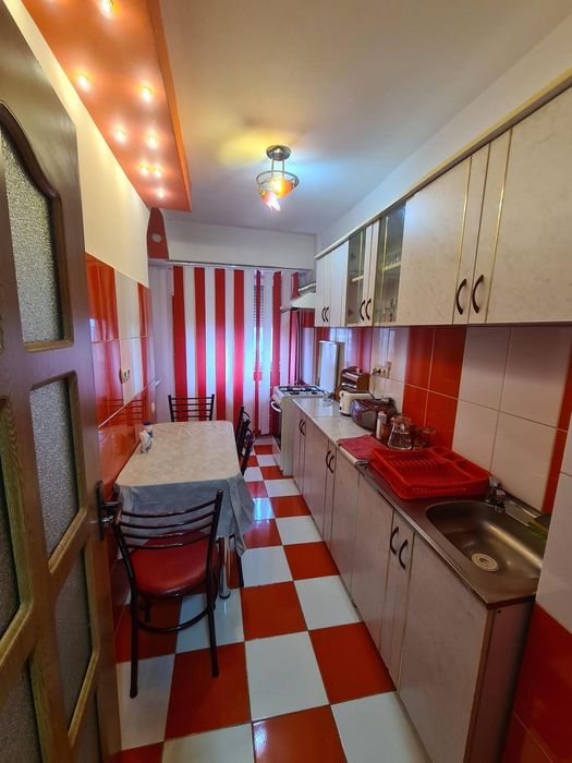 Vând apartament 2 camere