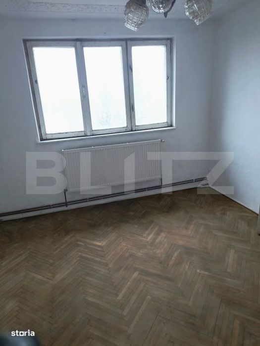 Apartament 3 camere, 48 mp, zona Sud-Est