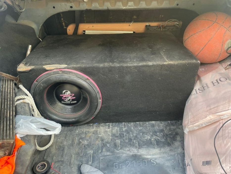 Продаю сабвуфер и усилитель