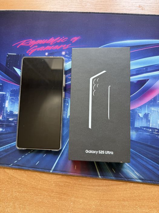 Samsung S25 Ultra новый