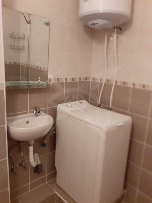 Дава се под наем Двустаен апартамент в Пловдив, Кючук Париж - 60 кв.м за 398.82 € - Снимка #4