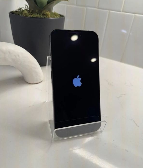 iPhone 15 Pro, 256 ГБ