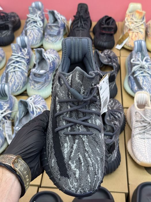 Yeezy 350 v2 MX Black - marimea 44