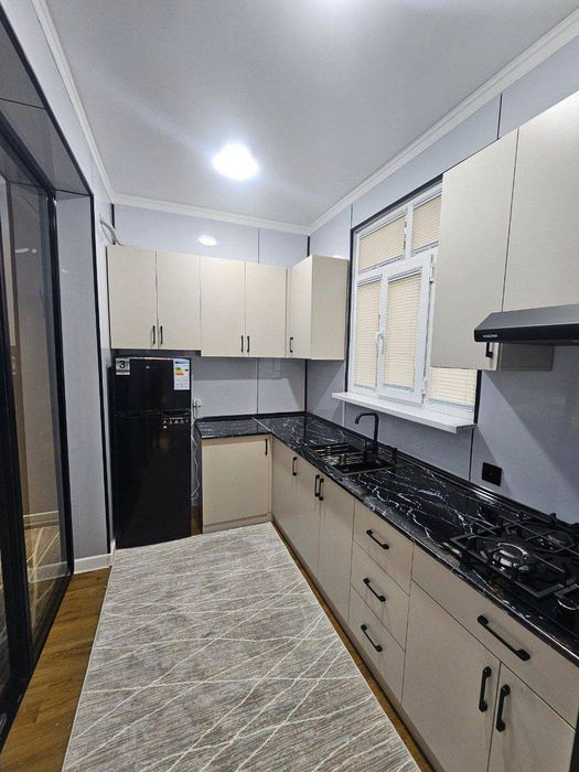 Новза Чиланзар 3  2-3/1/4 евро квартира