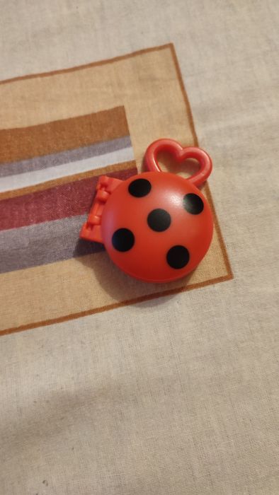 Suzetă bebe buburuza