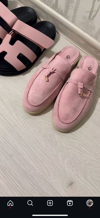 Lora Piano Hermes