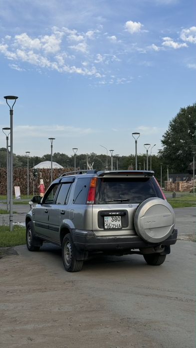 Honda cr v rd 1 1996 год