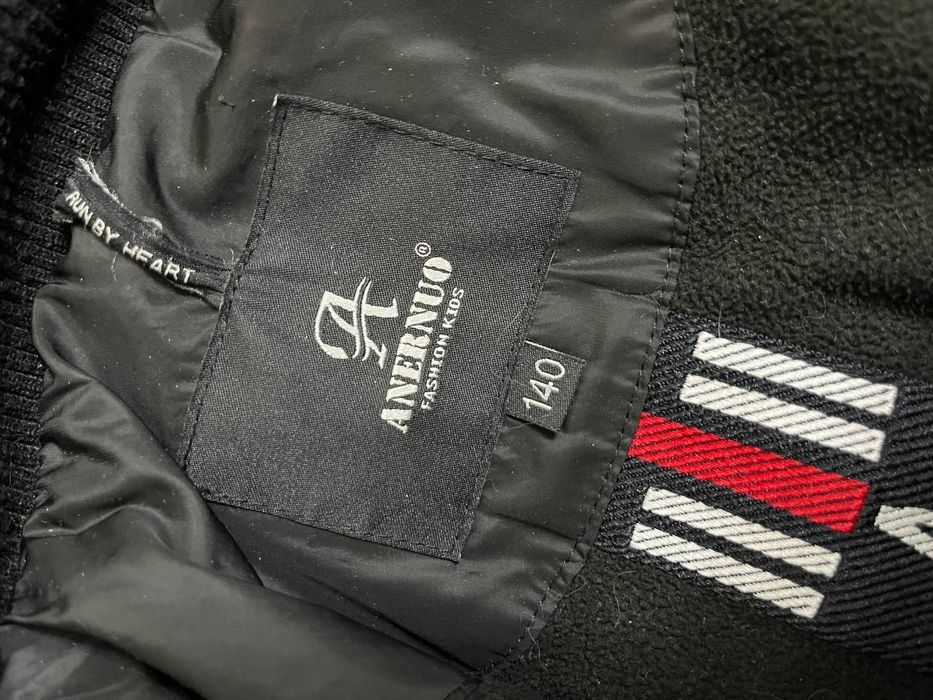 Пуховик на девочку