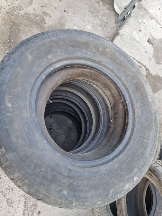 Продам резину в среднем состоянии