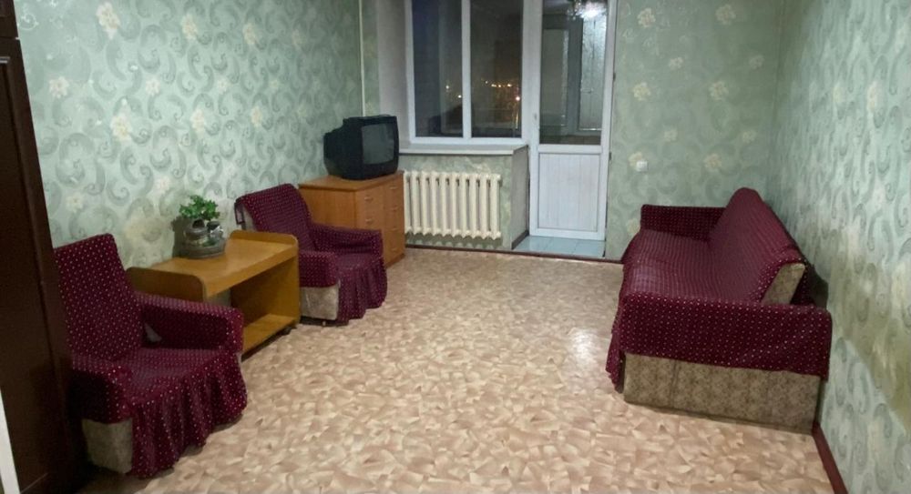 Отдам даром диван, кресла и столик