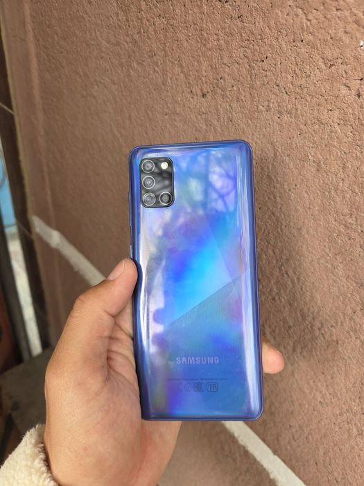 Продам телефон Samsung A31