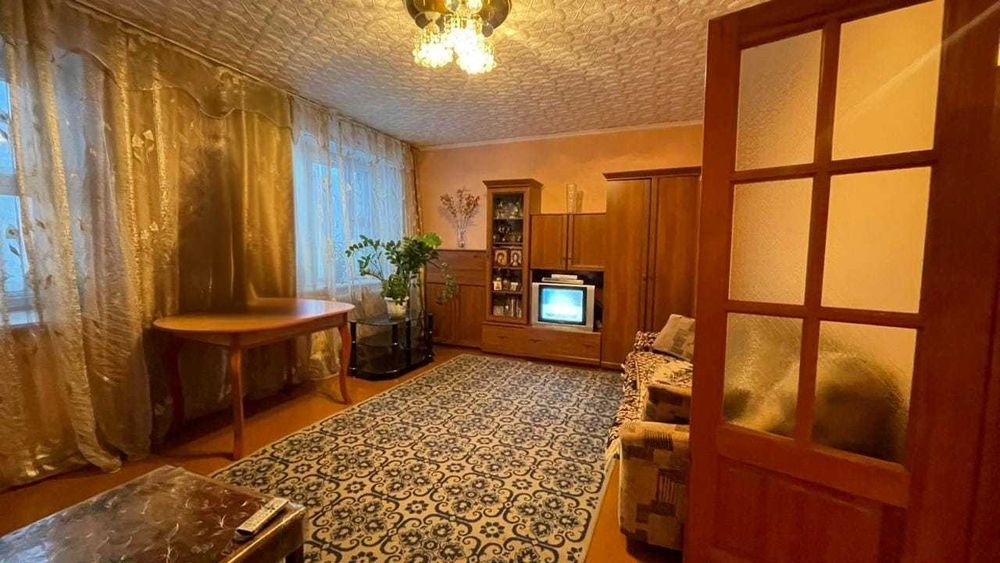 продам 3 х комнатную квартиру
