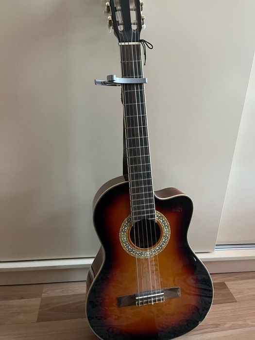 Гитара сатылады