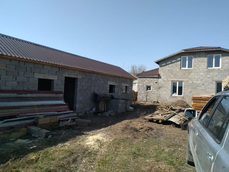 Продам дом двух этажный