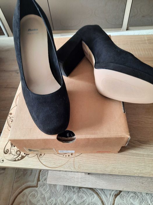Pantofi piele întoarsă Bata