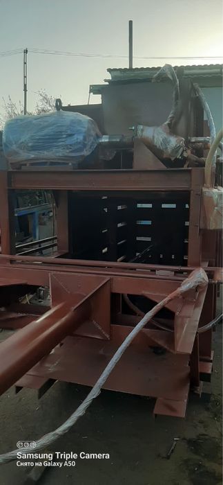 Горизонтальный пресс для макулатуры и пэт