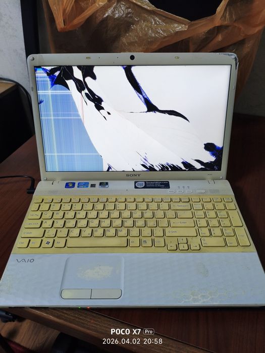 Ноутбук Sony Vaio, Core i3