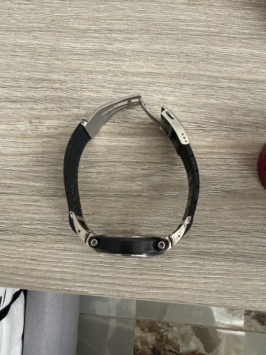 Tissot race. Safir cristla   Carbon titan.