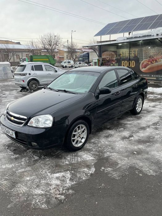 Lasseti optra aftamat metan gaz