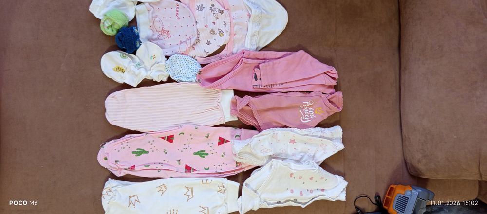 Одежда для девочки 0-3м