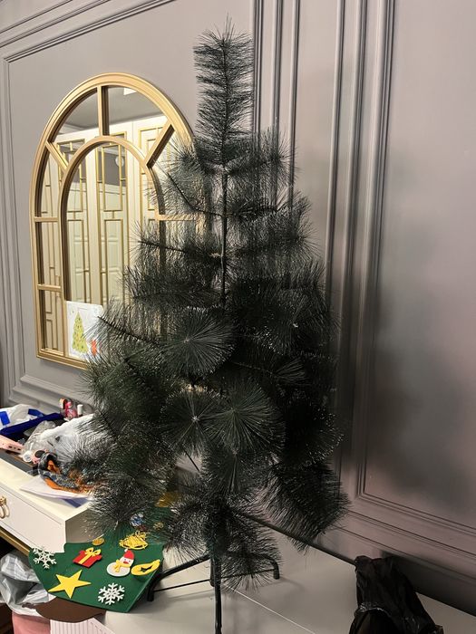 Ёлка новогодняя искусственная