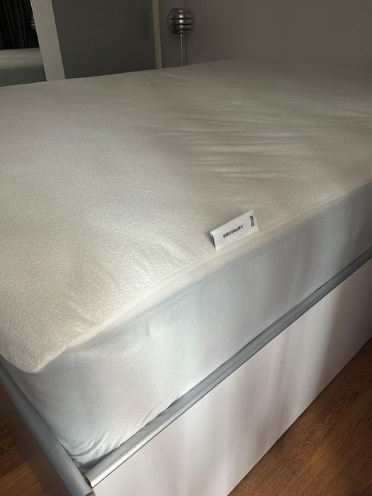 Saltea 160/200 cu arcuri împachetate  și spumă  Ikea