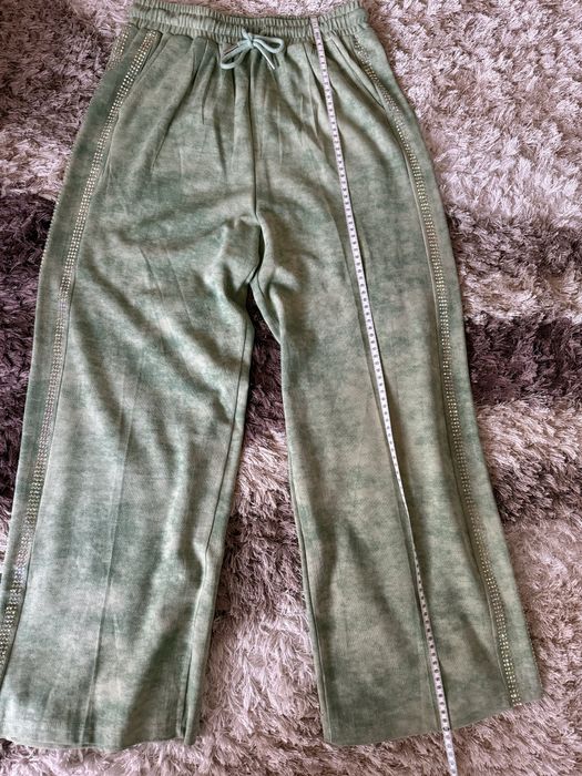 Compleu cu pietricele