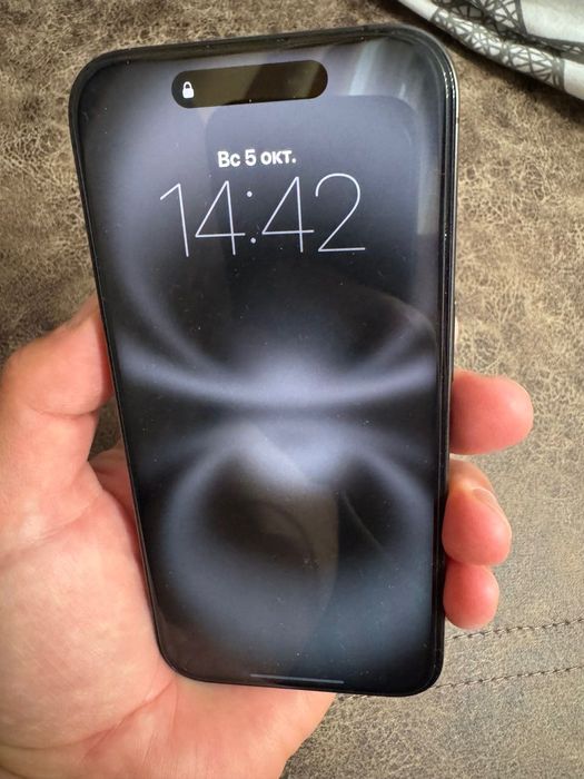 Продавам iPhone 15 Pro, 256 Gb, 89%, идеален