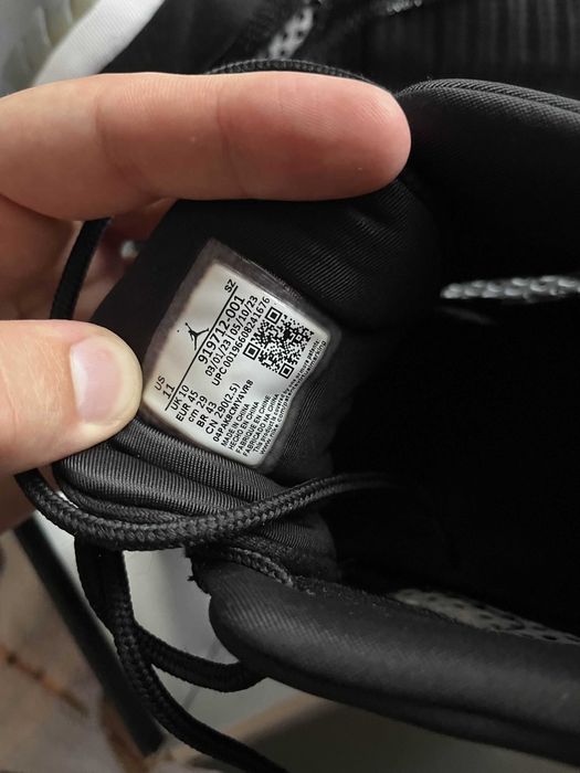 Продам оригинальные Jordan 11 low ОРИГИНАЛЬНЫЕ