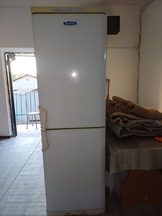 Продам холодильник