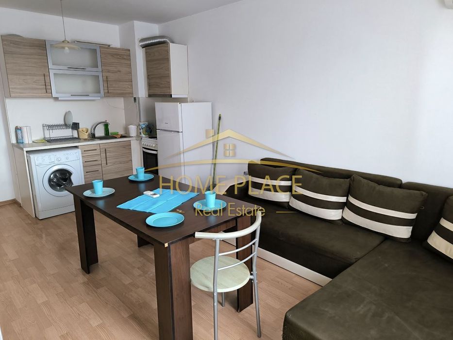 Дава се под наем Двустаен апартамент в Варна, Левски - 55 кв.м за 433.5 € - Снимка #1