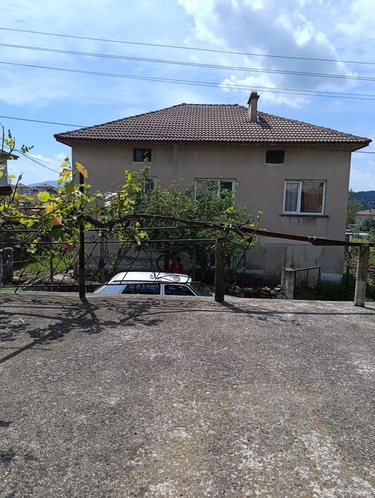 Продажба на къща