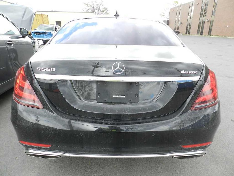 W222 Long Предна броня, задна броня, прагове, джанти, махагонов волан