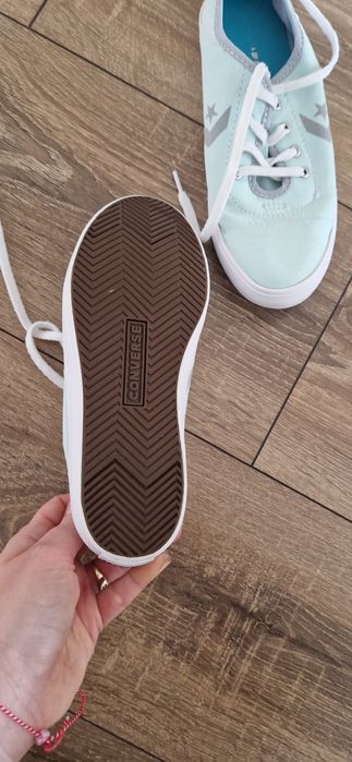 Детски кецове на марката converse