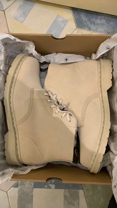 Dr. Martens 101 Mono warm sand